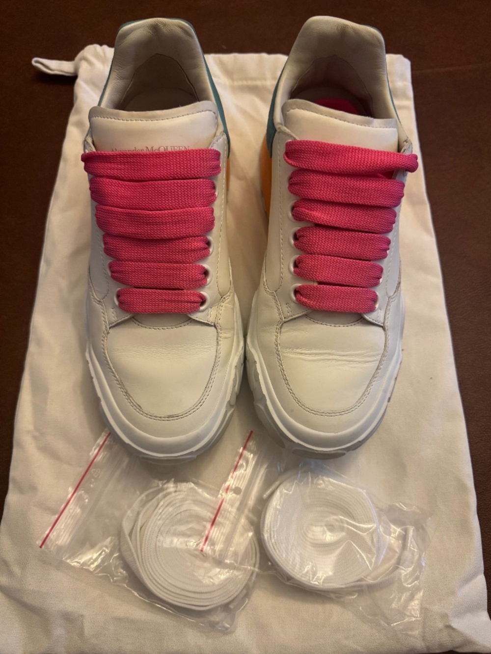 Preowned Alexander McQueen white Sneakers - Size 7